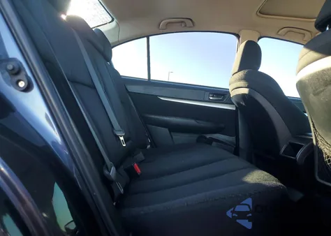 2010 Subaru Legacy 2.5I Premium из США, поврежденный, VIN 4S3BMCG63A3212853